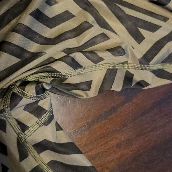 Lululemon Cropped Leggings Capri Printed 6 Green - Picture 3 of 4